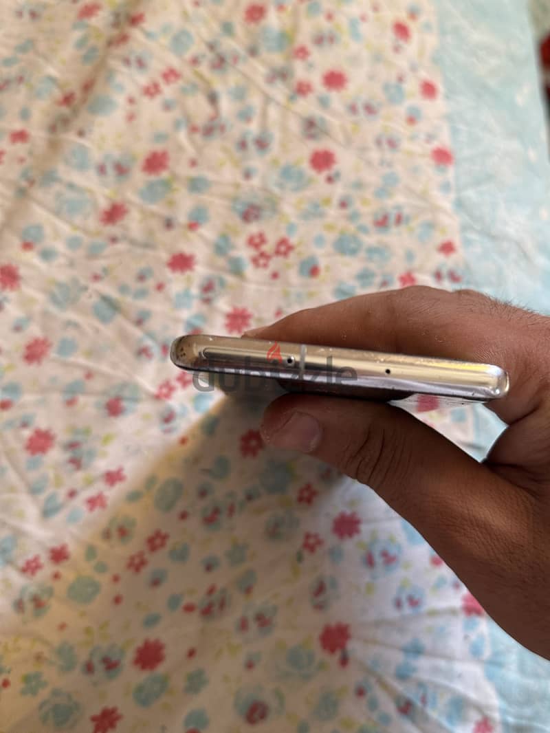 Samsung S10 Plus 3