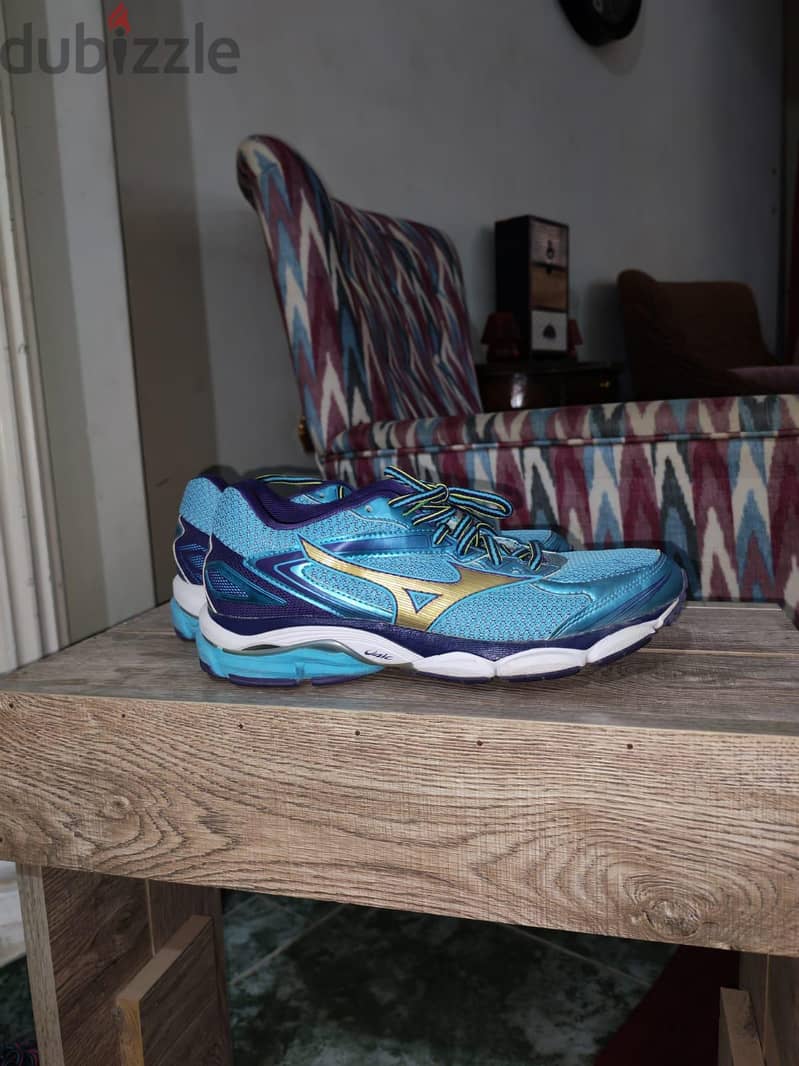 mizuno wave ultima running shoes 2