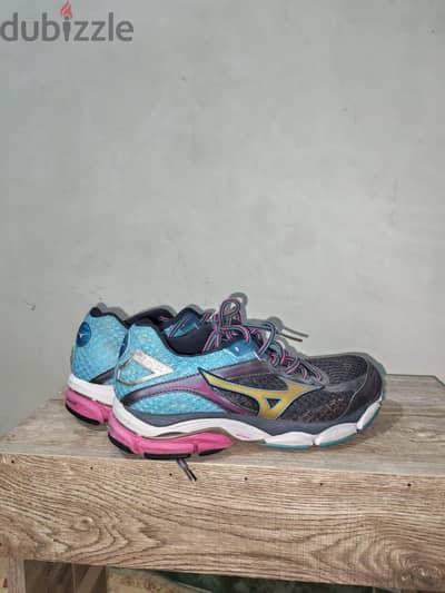mizuno wave ultima 7 running shoes