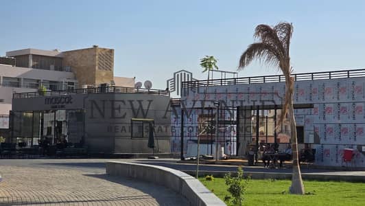 Commercial Retail for Restaurants and cafes for rent in high traffic in New Cairo el Banafseg