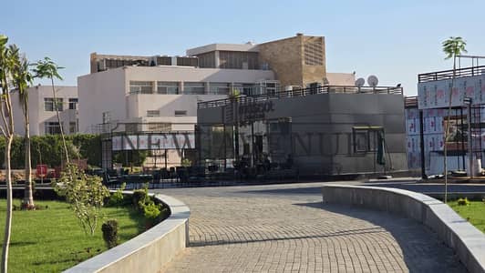 Commercial Retail for Rent in New cairo El Banafseg