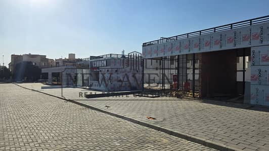 Commercial Retail for rent in high traffic area In New Cairo El Banafseg