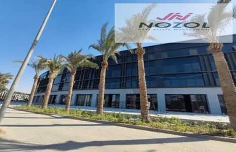 مكتب للايجار بسعر لقطة فيو البلازا في ليك تاون مول بكمبوند ليك فيو Lake View - التجمع الخامس