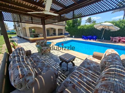 Villa for rent Marina 5 second sea row with private swimming pool 6 master bedrooms fully air-conditioned
