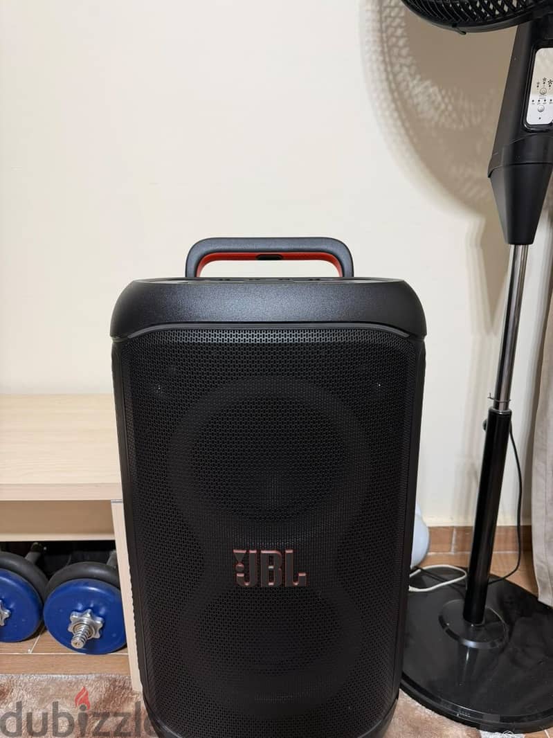 JBL Party Box Stage 320 1