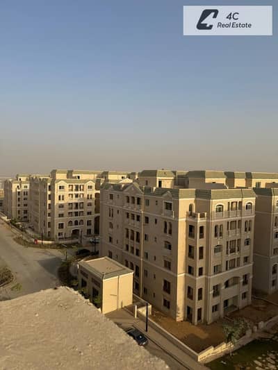 Apartment for sale 160 sqm ready to move with double view of clubhouse and landscape, resale at the lowest market price, 3 bedrooms in L'Avenir