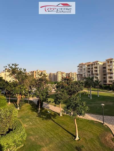  **Premium Apartment for Rent in Madinaty – B1**   **Area:** 140 sqm  **3 Bedrooms**  **2 Bathrooms**  **Large Garden View** from all bedro