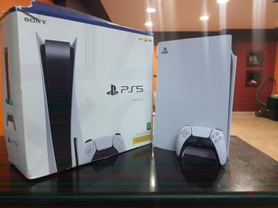 بلايستيشن 5 سي دي فات كسر زيرو حالة ممتازة (السعودية) + Box +1 Game