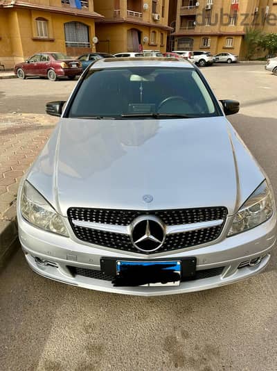 Mercedes Benz C180 CGI Avantgarde