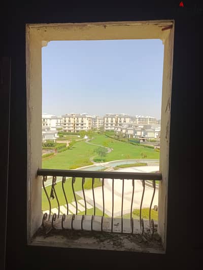 UNDER MARKET PRICE - Penthouse for Sale in Mountain View Hyde Park | New Cairo