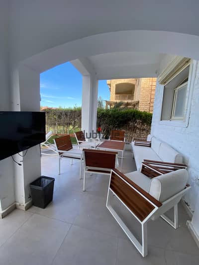  Exclusive Summer Offer: Luxury Villa for Rent in Marina 5 (Directly from Owner - Zero Commission!)   Enjoy complete privacy and an unforgettable vacation in one of the North Coast's most prestigious locations. Fully air-conditioned villa, second row fr