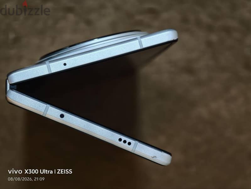 vivo X Fold3 Pro 4