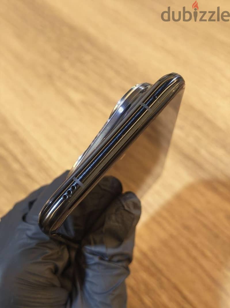 Huawei  Pura 80 Ultra 4