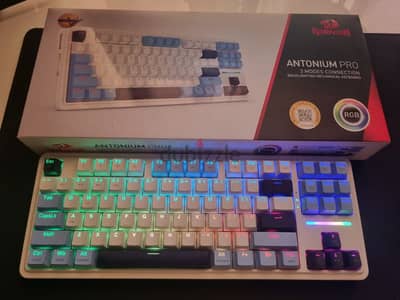Redragon K728 PRO 80% Wireless, 3-Mode, RGB