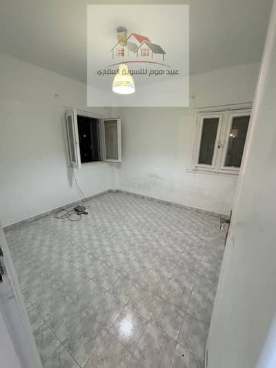 Apartment for rent in Nasr City, the eighth district, a street branching off from Hassan Maamoun
