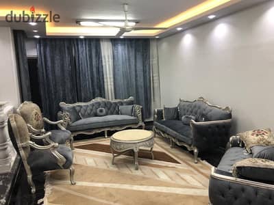 شقة بأرض الجولف مصر الجديده للبيع