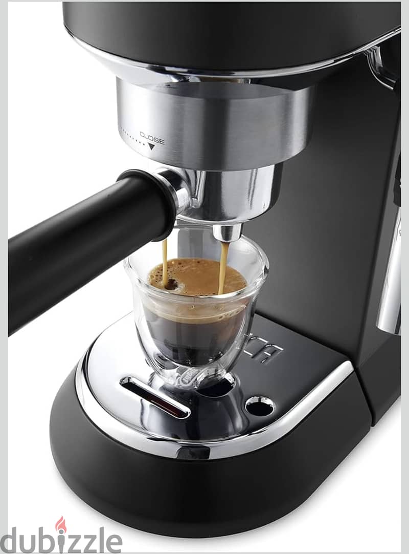 Delonghi Espresso and Coffee Machine 6