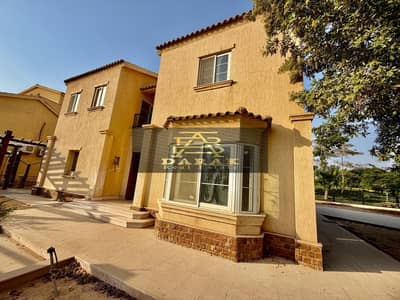 Luxury villa ready for residence 5 rooms with direct golf view, largest land Model V