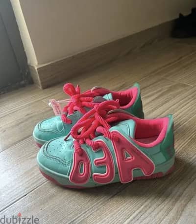 Oujia shoes