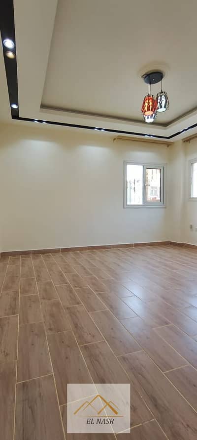 Residential/Administrative apartment for immediate rent on the main road in Nasr City (Mostafa El-Nahas Extension).