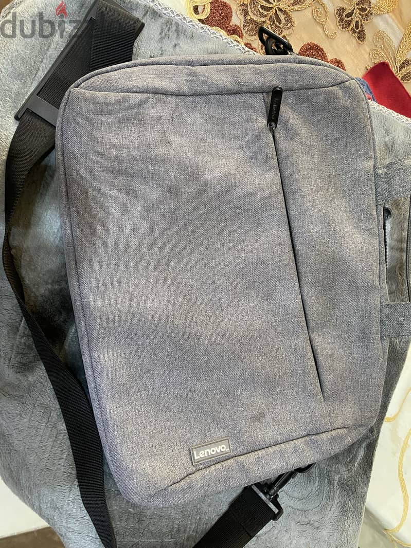 Lenovo V15 6
