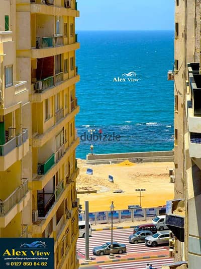 للبيع شقه مرخصه في ميامي بحري 3 غرف عالبحر بجوار جاد 125م
