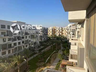 Luxury 189m Apartment For Sale with 109m Private Garden in Eastown Spectrum 5th Settlement New Cairo