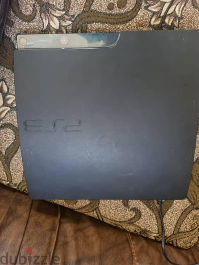ps3 و معاه الألعاب اللي عليه