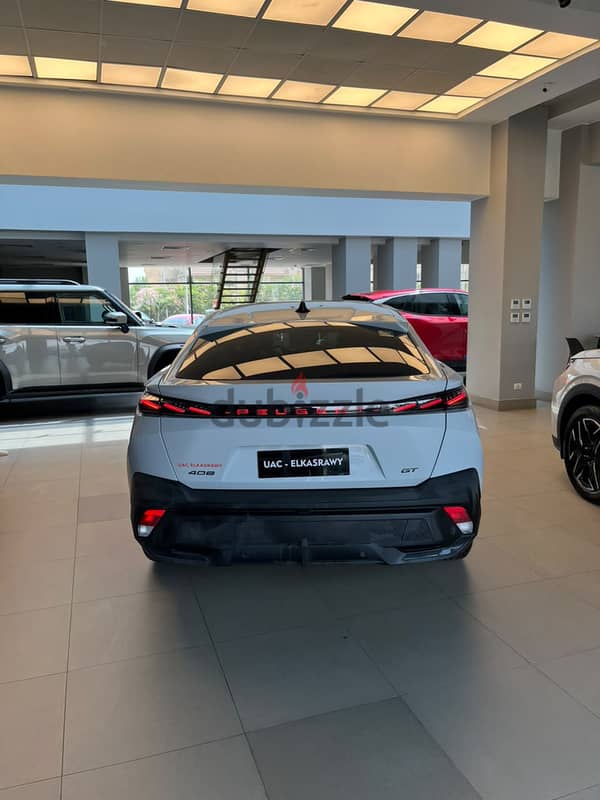 Peugeot 408 2027