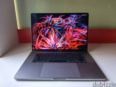 MacBook Pro 2019 16 inch with Touchbar used like new