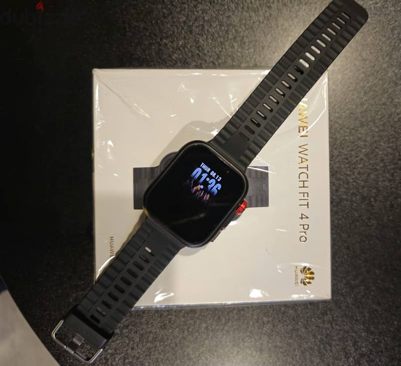 perfect condition Huawei fit 4 pro 3