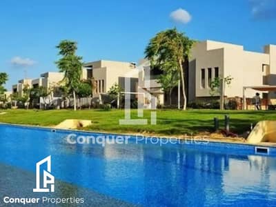 فيلا للبيع في هاسيندا باي فيو على الجولف والبحيرة