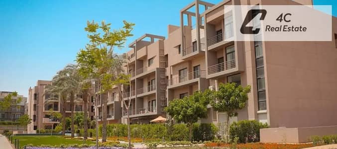 شقه ب لوكشن مميز للبيع في الفيفث اسكوير - متشطبه بالتكيفات -اقل من سعر الشركه - for sale in Fifth Square with prime location