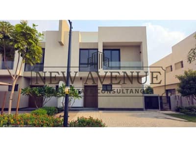 Own a spacious apartment in Bloomfields, Mostakbal City, one of East Cairo's fastest-growing residential communities. This semi-finished