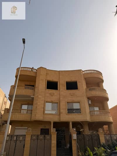 Ground floor apartment for sale in East Academy with private garden, friendly terms near Police Academy and 90 North