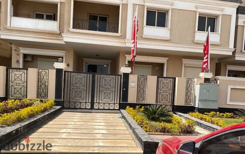 شقه للايجار المفروش في اللوتس الجنوبيه  التجمع الخامس تشطيب راقى ومجهزة بالكامل