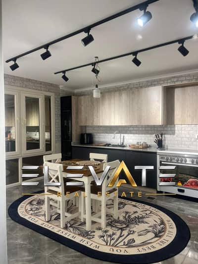 The villa for sale is fully furnished - Sarai Compound