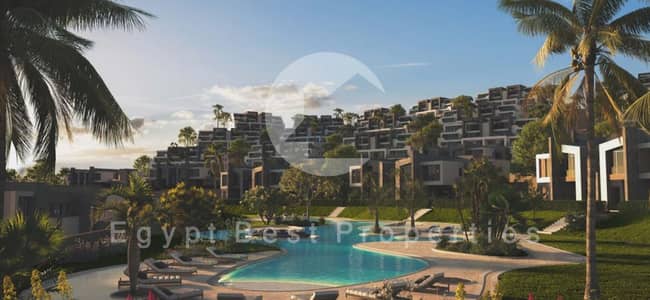 Chalet for sale on Ras Al-Hikmah Coast, fully finished with air conditioning, 3 rooms, lagoon view and sea view, 5% down payment and equal installment