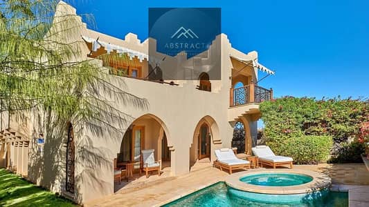 Villa for sale, fully finished ultramodern, first row on the lagoon in Marassi, designed by engineer. Mohamed Alabbar