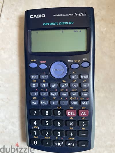 آلة حاسبة CASIO fx-82ES للبيع 