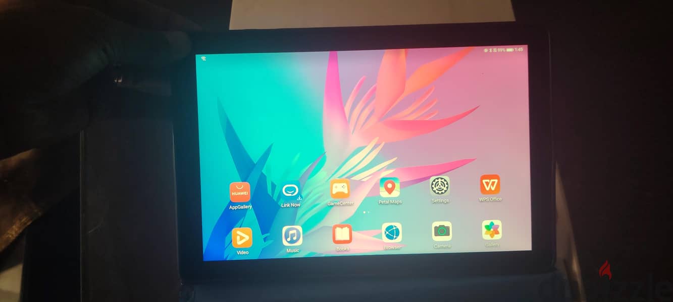 HUAWEI MATE PAD T بالكرتونه 3