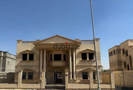 larga villa for sale royal city compouned semi finished