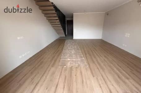penthouse for rent karmel compouned first used