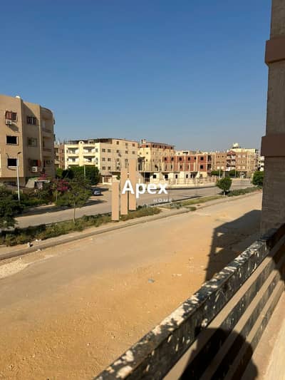 Don’t miss your chance! 210 sqm apartment on Al Fonoun Street, off Abbas El Akkad, near the Green Belt. 3 bedrooms, 3 bathrooms, semi-finished, immedi
