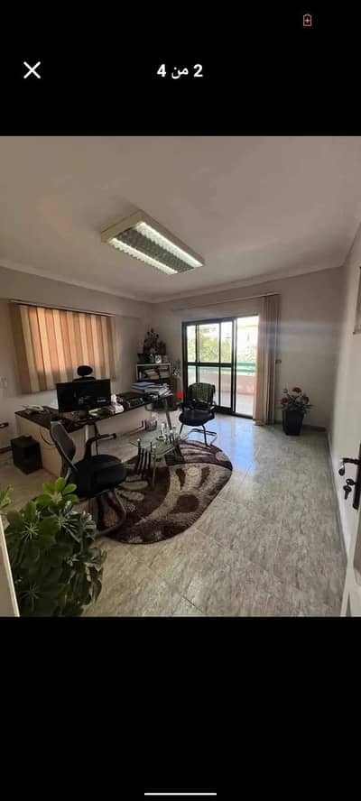 For rent Administrative – 160m² | Golden Square – Nasr City  A prime location just steps from Abu Dawood Al-Zahiri, on a main street with a width of 50 meters, with an open view of a garden and a waterfront.
