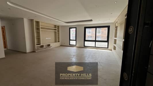 Receive an independent apartment with a lagoon view next to New Giza and Palm Hills at the lowest price in the market
