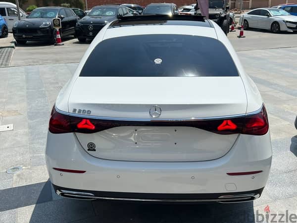 Mercedes-Benz E200 2026 Exclusive