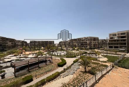 شقة دور تاني استلام فوري تطل على اكبر مساحة مناظر طبيعية للبيع في بالم هيلز التجمع الخامس القاهرة الجديدة من تطوير بالم هيلز Palm Hills New Cairo