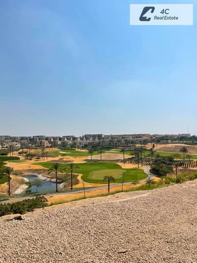 فيلا 720 متر اول صف علي الجولف للبيع في أعمار اب تاون كايرو Emaar - Uptown Cairo | استلام فورى | متشطبة بالكامل