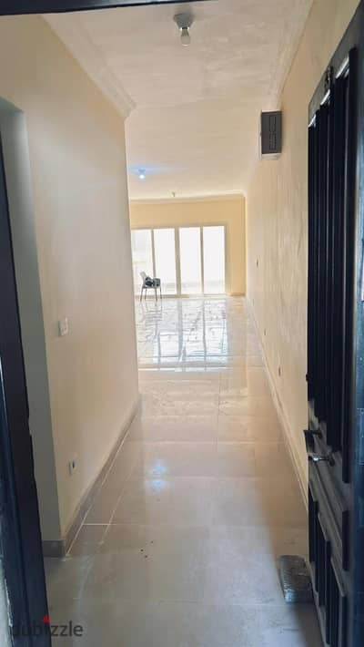 170 m apartment with private garden for rent near services